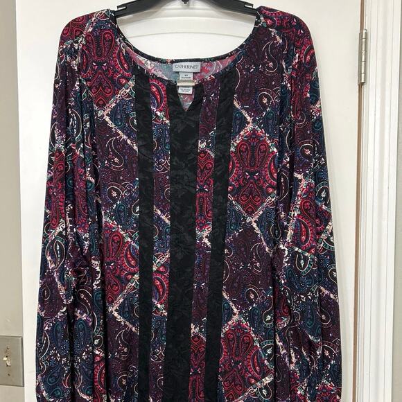 Catherine’s Jewel Tone Paisley Print Lace Inset Flowy Tunic Top 5X Dark Romantic - Picture 3 of 13